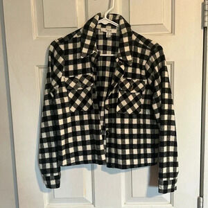 C by one plaid Shacket cropped size Small